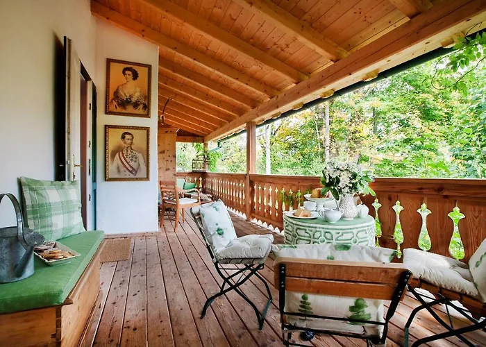 Garden Lichtenstein - Your Austrian * Altaussee