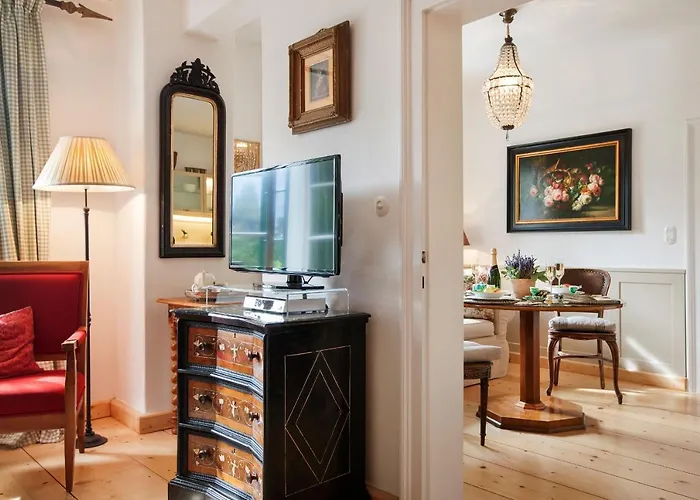 Garden Lichtenstein - Your Austrian 別荘